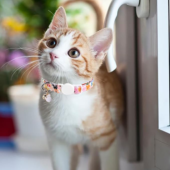 Unique style paws 2 Pack Kitten Collar Breakaway with Bell & Pendant, Adjustable Safety Cat Cotton Collars for Girl Boy Cats and Small Pets