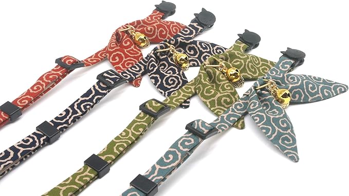 PetSoKoo Bunny Ears Cat Collar, Japan Lucky ‘開三運’ Charm. Safety Breakaway Bowtie Kitten Collar with Bell, Navy Blue