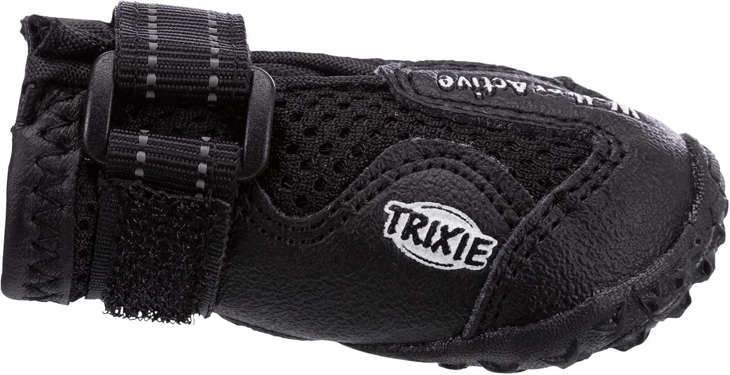 Trixie Walker Active Protective Boots, Medium, Black