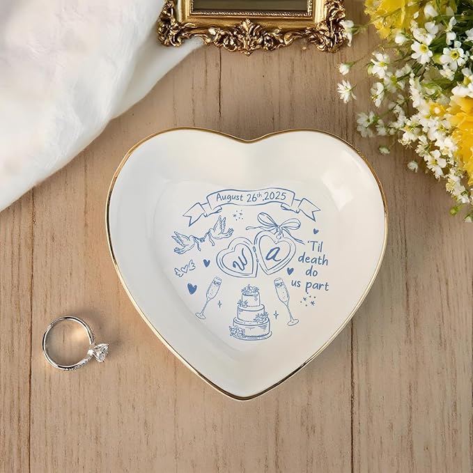 Personalized Ring Dish Engagement Gift, Engaged Ring Holder, Custom Wedding Jewelry Dish, Married Jewelry Tray Gifts for Newly Engaged Couple, Wedding Party Keepsake Gifts