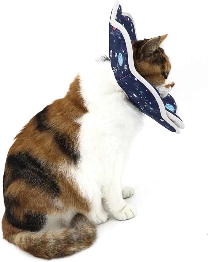 Soft Cat Cone, Adjustable Recovery Collar After Surgery to Prevent Licking Wound, Protective Cat Neck Cone, Comfortable Pet Elizabethan Collar for Cats Kittens and Puppies (S)