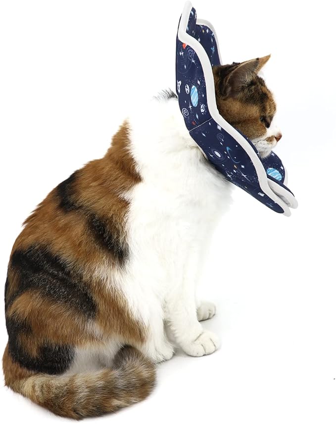 Soft Cat Cone, Adjustable Recovery Collar After Surgery to Prevent Licking Wound, Protective Cat Neck Cone, Comfortable Pet Elizabethan Collar for Cats Kittens and Puppies (XS)