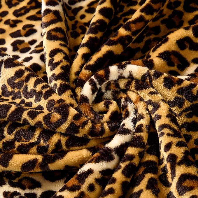 Bnuitland Leopard Print Fleece Flannel Throw (50x40inch) with Storage Pouch, 300 GSM Double Sided Lightweight for Bed Sofa Travel, Super Soft Fuzzy Fluffy Cheetah Print Blanket for Babys/Kids/Pets