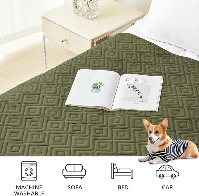 hyha Waterproof Dog Blanket, Soft Pet Bed Blankets, Waterproof Sofa Couch Cover for Dogs Washable, Reversible Pet Couch Covers for Sofa Furniture (30x80 Inch, Green/Navy Blue)