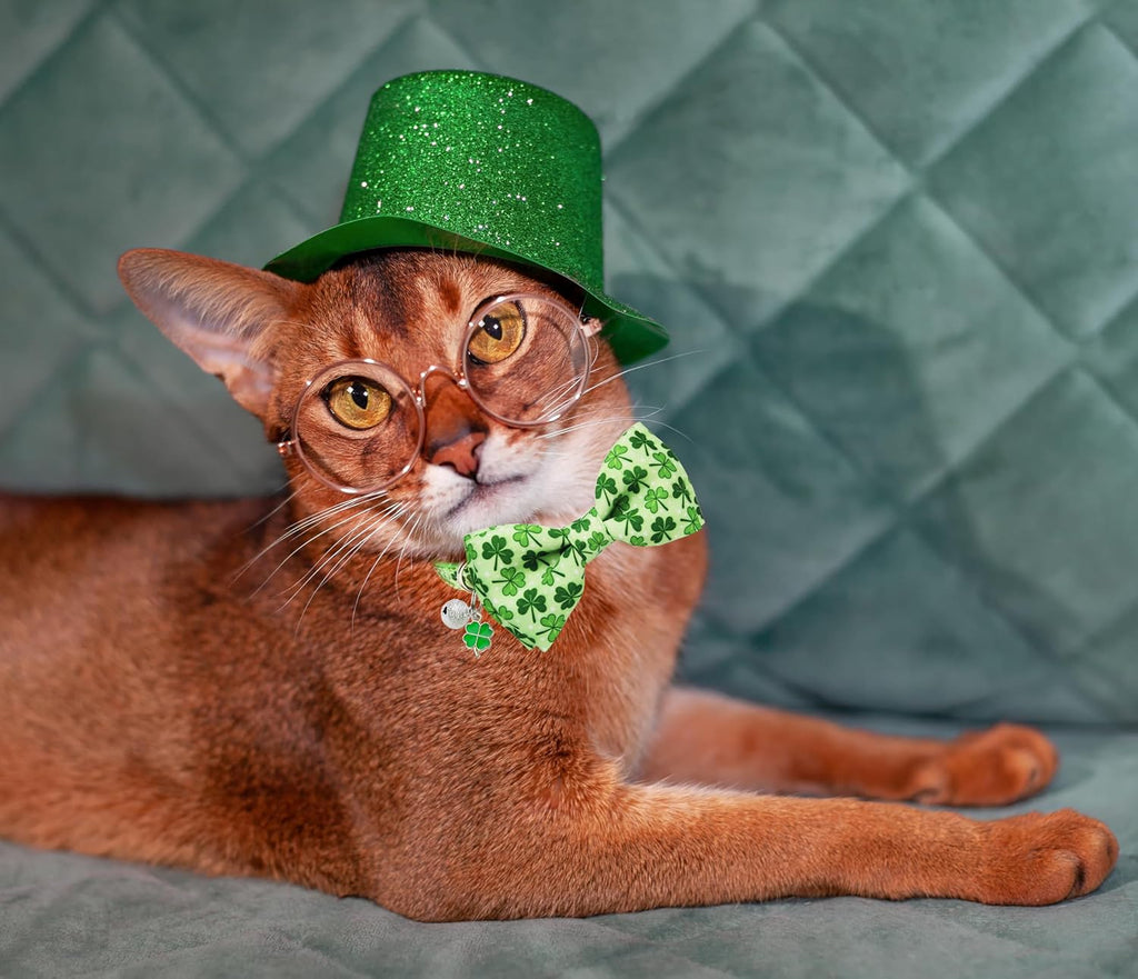 St. Patrick’s Day Cat Collar Set 2Pack Adjustable Breakaway Cat Collars with Bow Tie & Bell, Green Four-Leaf Clover Kitty Collars for Holiday Costume, Safe & Comfortable for Cats and Kittens