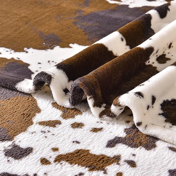 Bnuitland Brown Cow Print Blanket, Large Size 108x90 Inches with Storage Pouch, 300 GSM Double Sided Lightweight Fuzzy Decor, Super Soft Cozy Gift Flannel Fleece Blanket for Bed/Sofa/Couch/Outdoor