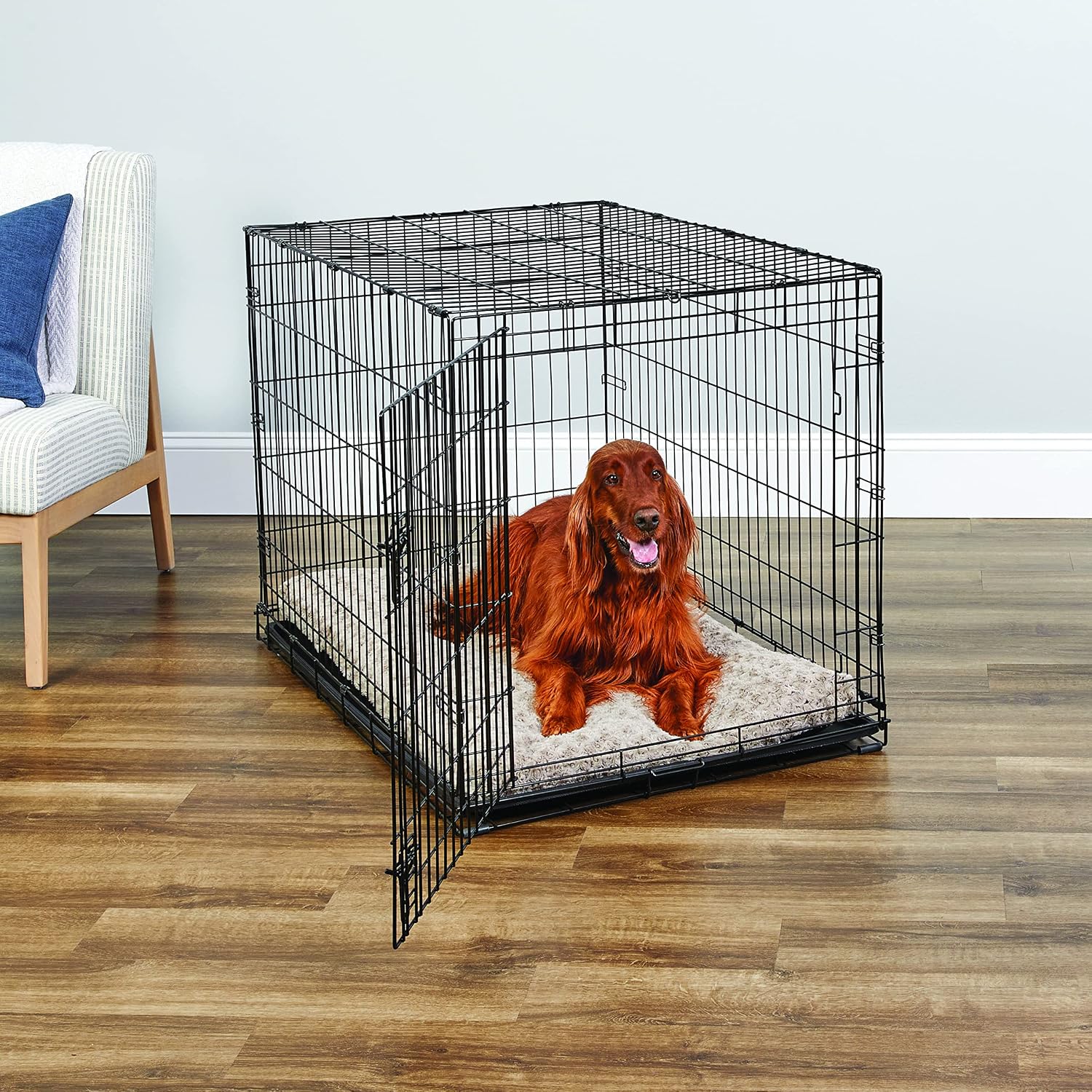 Midwest Homes for Pets 42-Inch New World Crate for Large Breeds, 71-90 lbs, Single Door Folding Dog Crate, Leak-Proof Tray & Secure Latch, Portable, Durable & Easy to Assemble